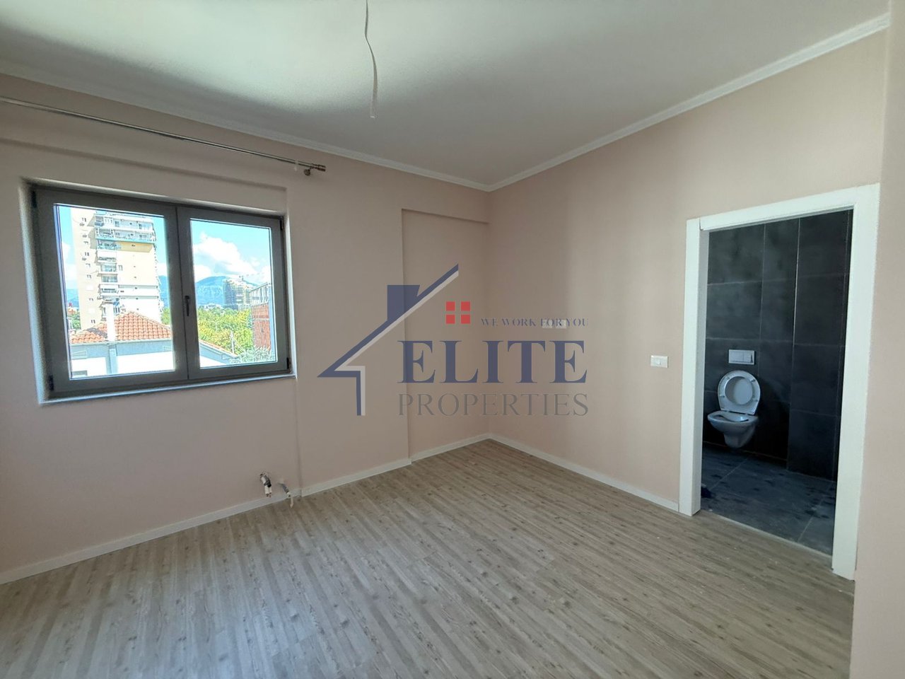 Ish Fusha e Aviacionit, apartament 2+1 për qira