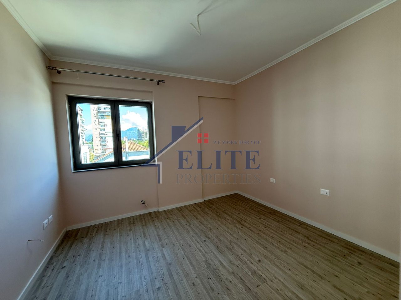 Ish Fusha e Aviacionit, apartament 2+1 për qira