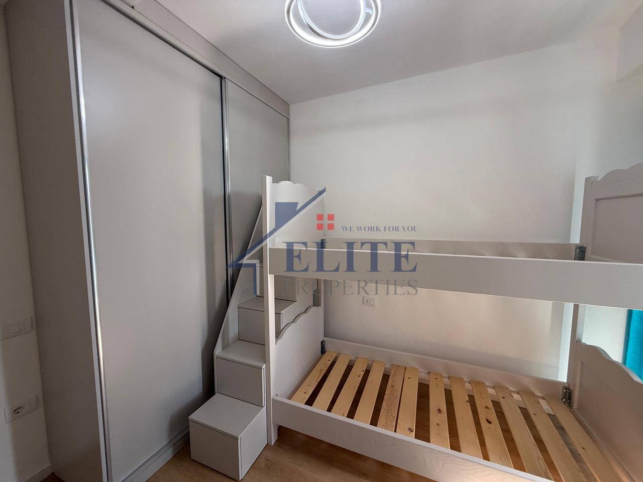 Astir, apartament 2+1 me qira