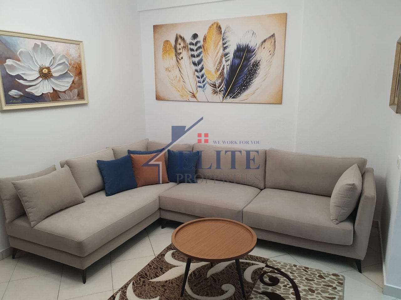 Kodra e Diellit – apartament 1+1 me qira
