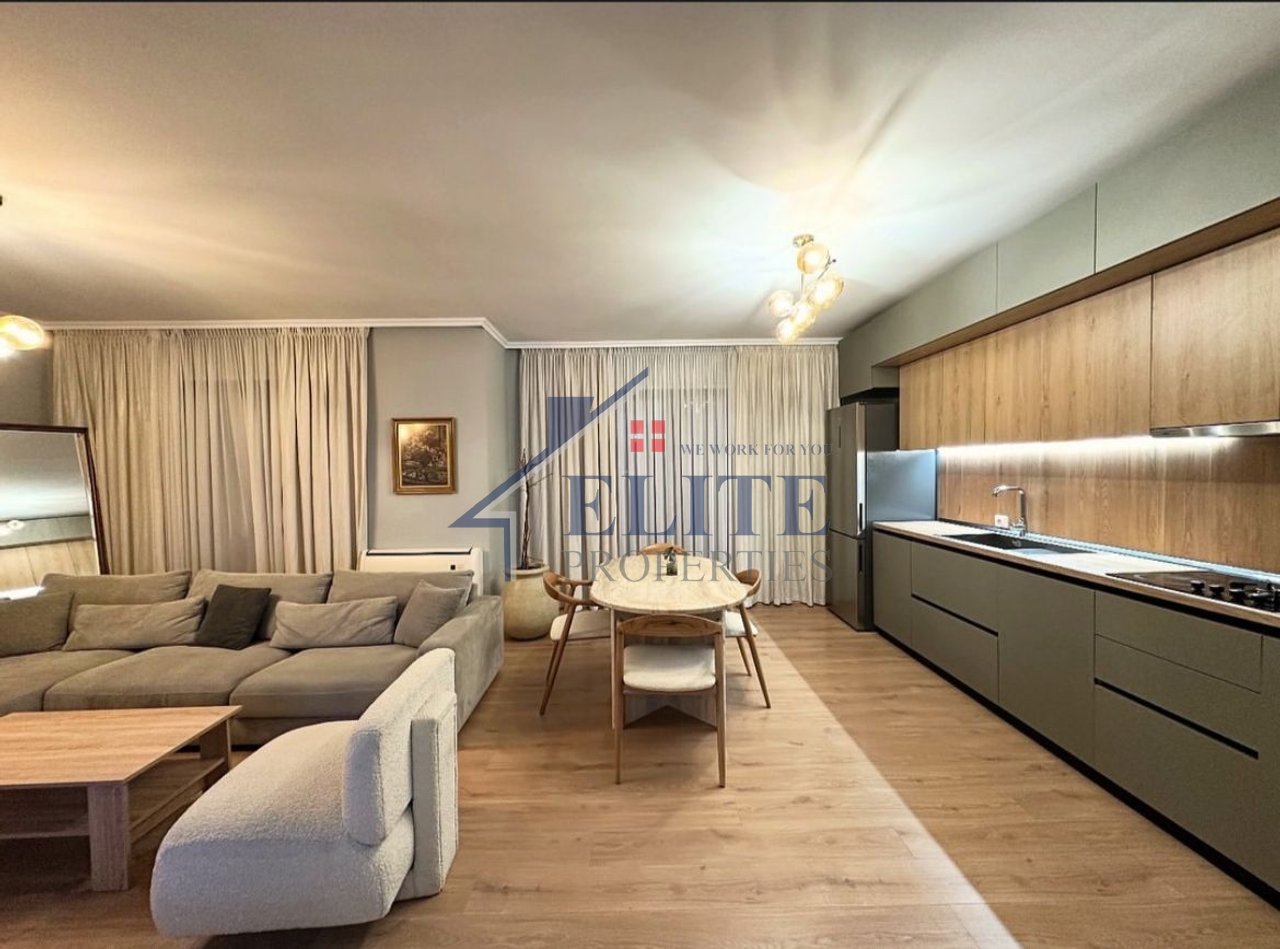 Zogu i Zi, apartament 2+1 me qira
