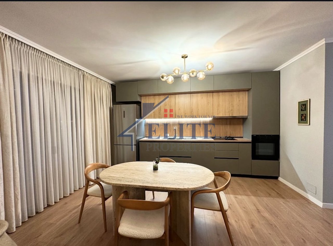 Zogu i Zi, apartament 2+1 me qira
