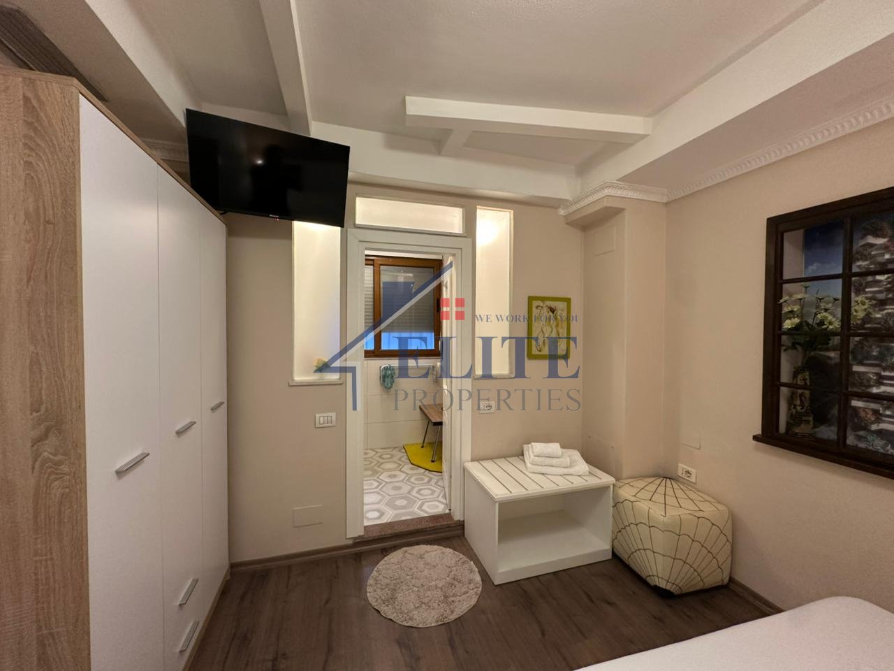 Xhamia e Tabakëve –  apartament 1+1 me qira