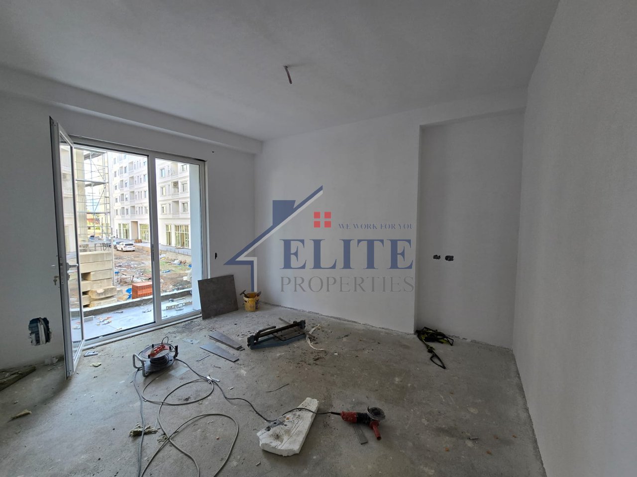 Bulevardi Donald Trump Kamëz, apartament 1+1 në shitje