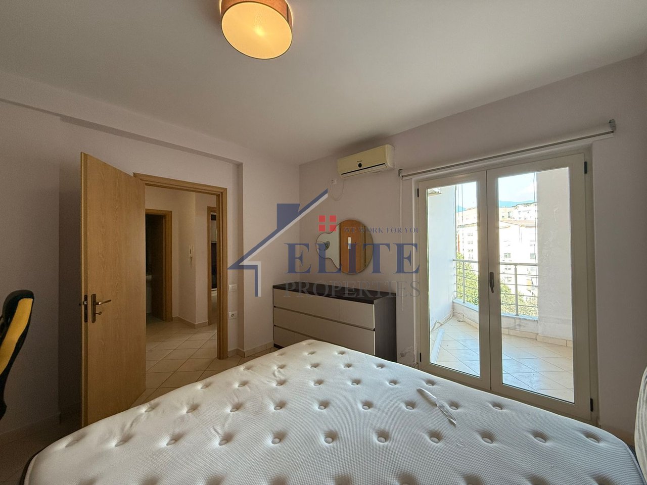 Don Bosko, appartamento con due camere da letto in affitto
