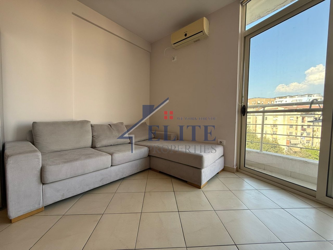 Don Bosko, appartamento con due camere da letto in affitto