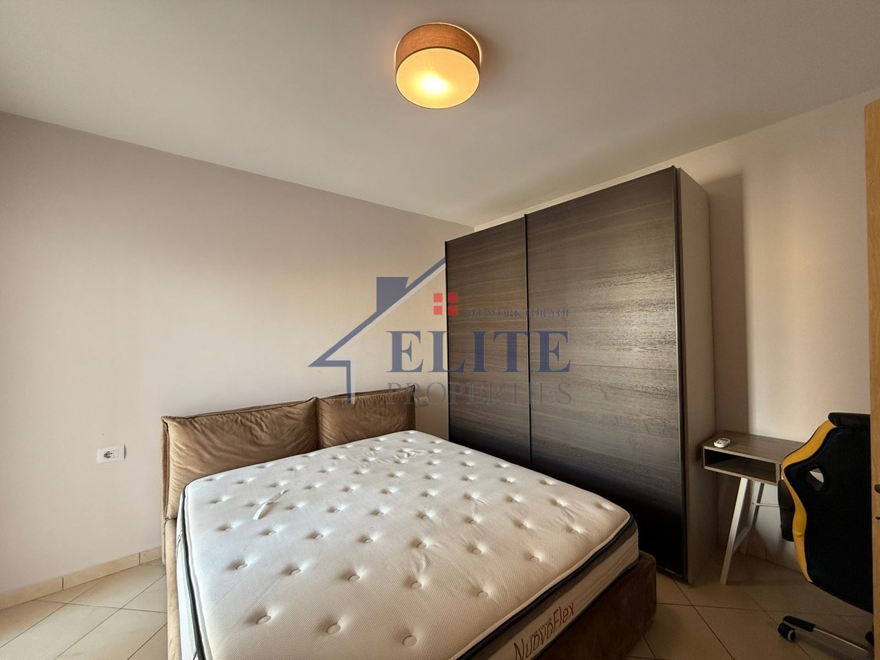 Don Bosko, appartamento con due camere da letto in affitto