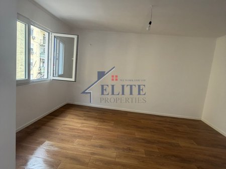Porcelan, near the European University, one bedroom apartment for sale