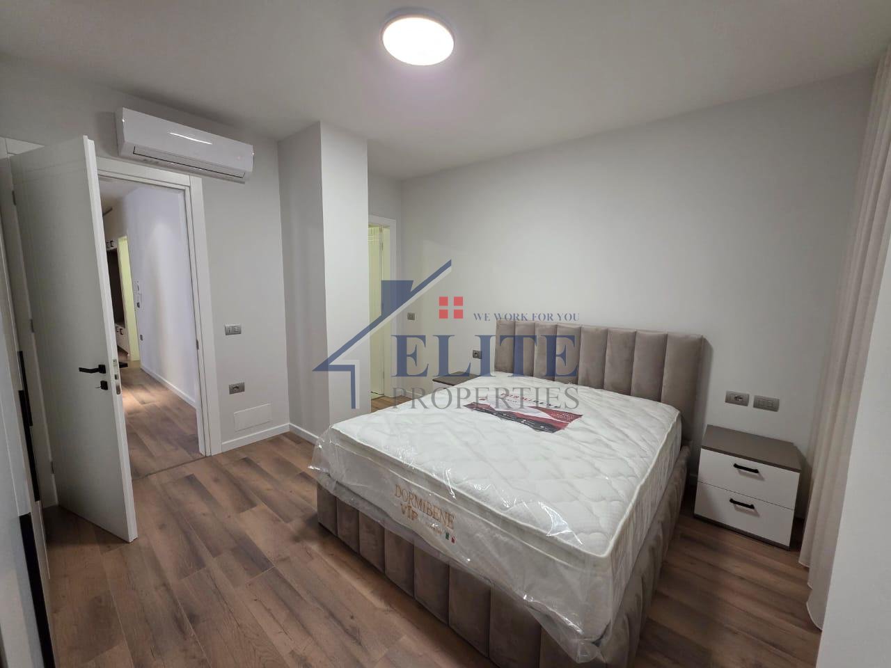 Rrugën e Elbasanit, jepet me qera apartament 2+1