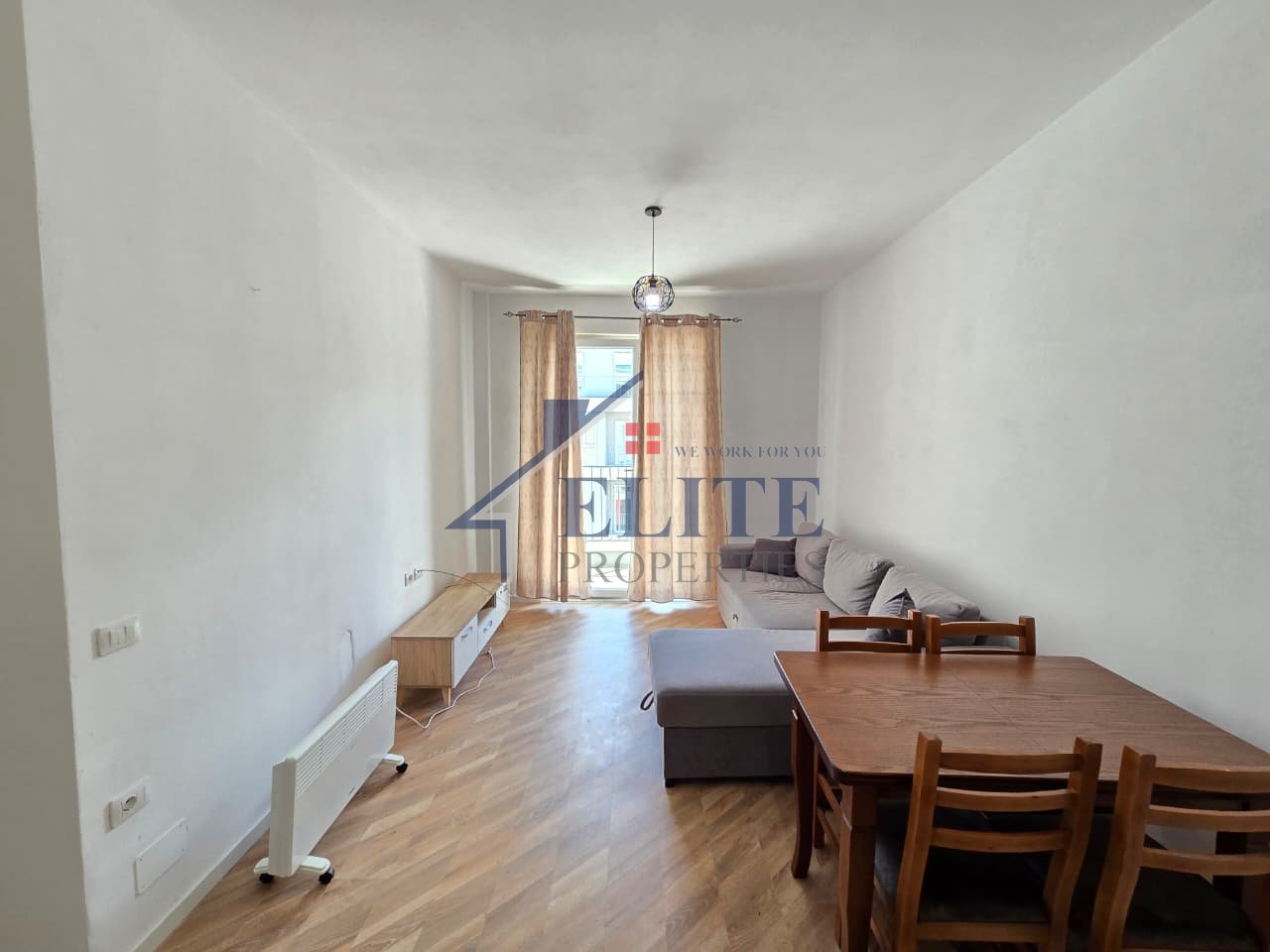 Univers City, apartament 1+1 me qira