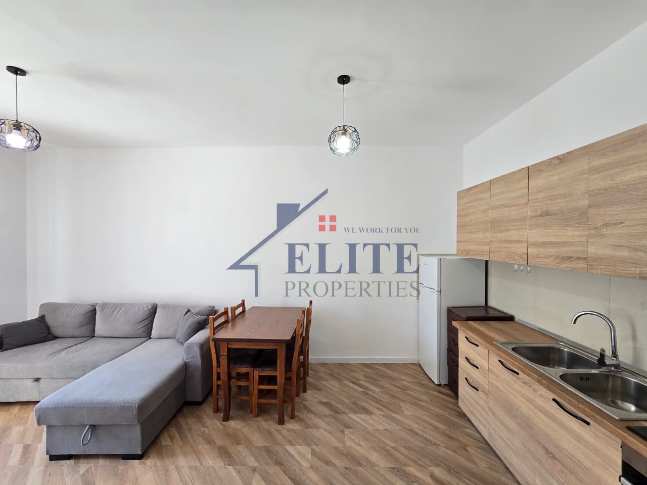 Univers City, apartament 1+1 me qira