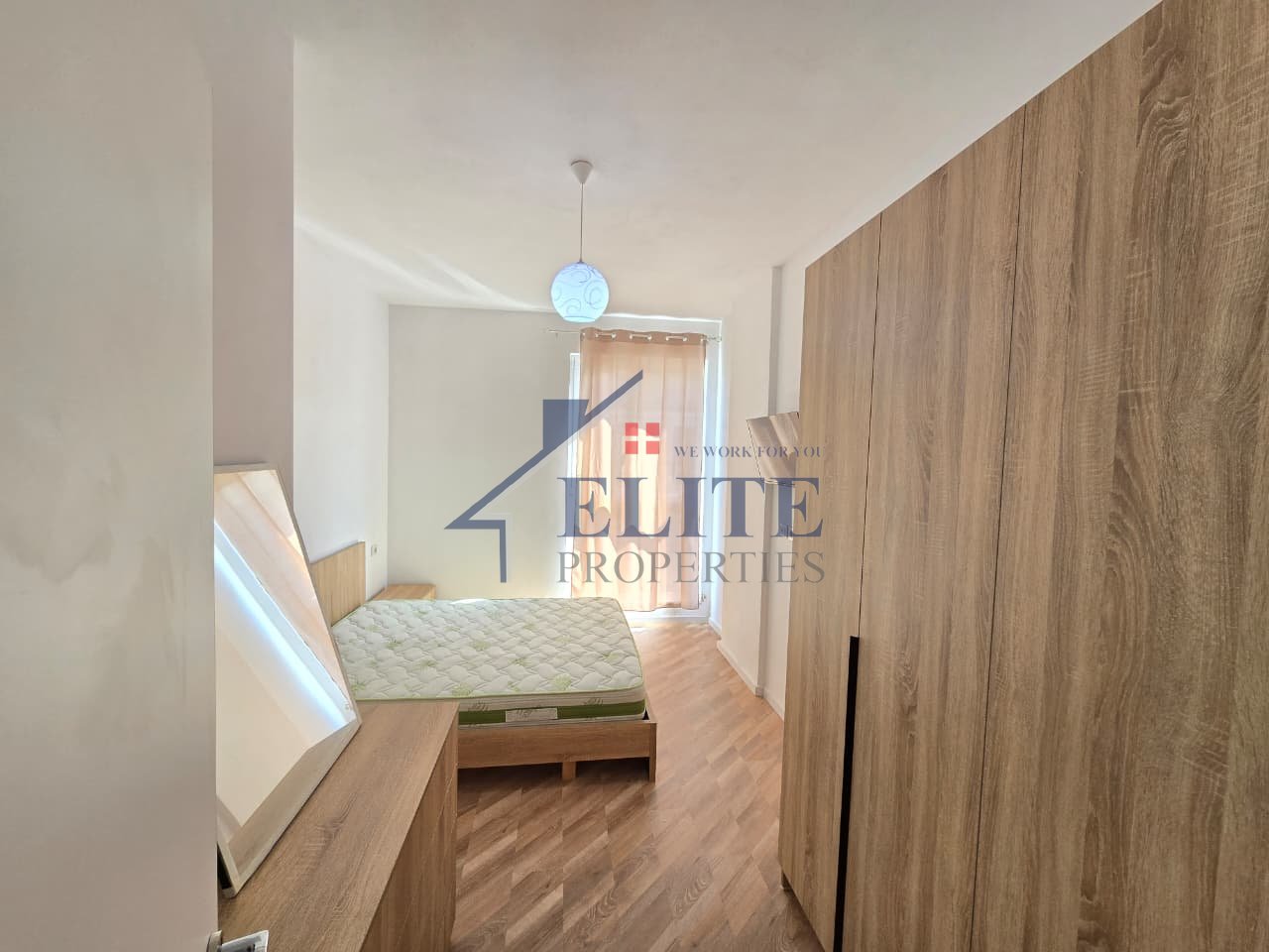 Univers City, apartament 1+1 me qira