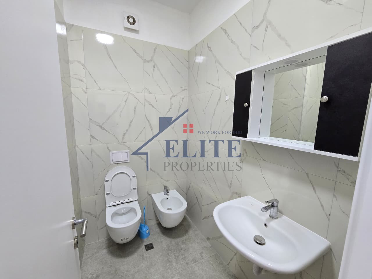 Univers City, apartament 1+1 me qira