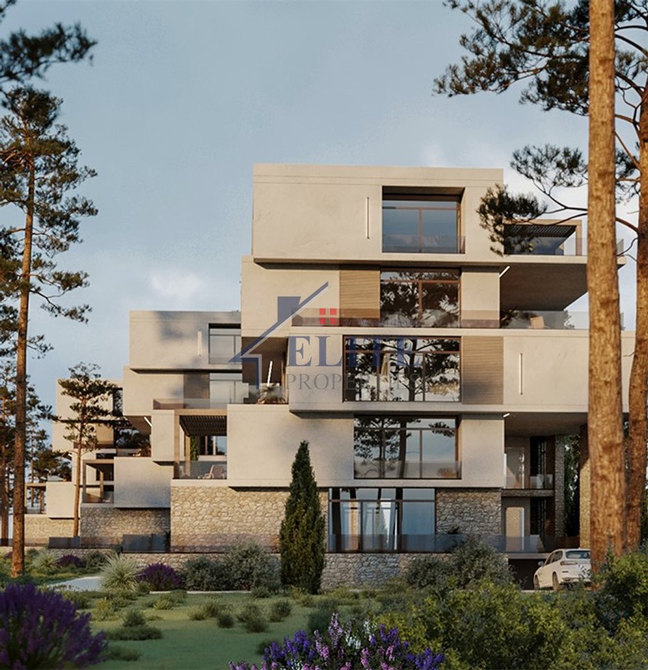 Porto Lalzi, penthouse for sale with fantastic sea views