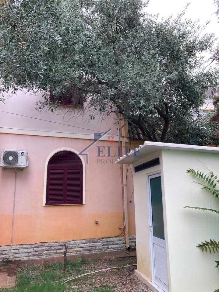 Blloku i vilave Selitë, vilë me qira