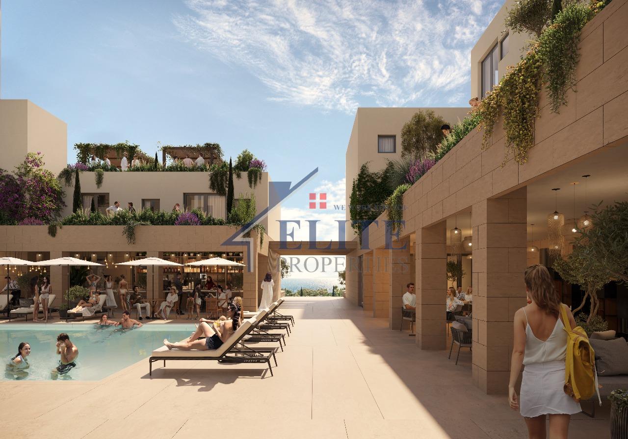 Square Village Dhërmi, apartament 2+1+oborr në shitje