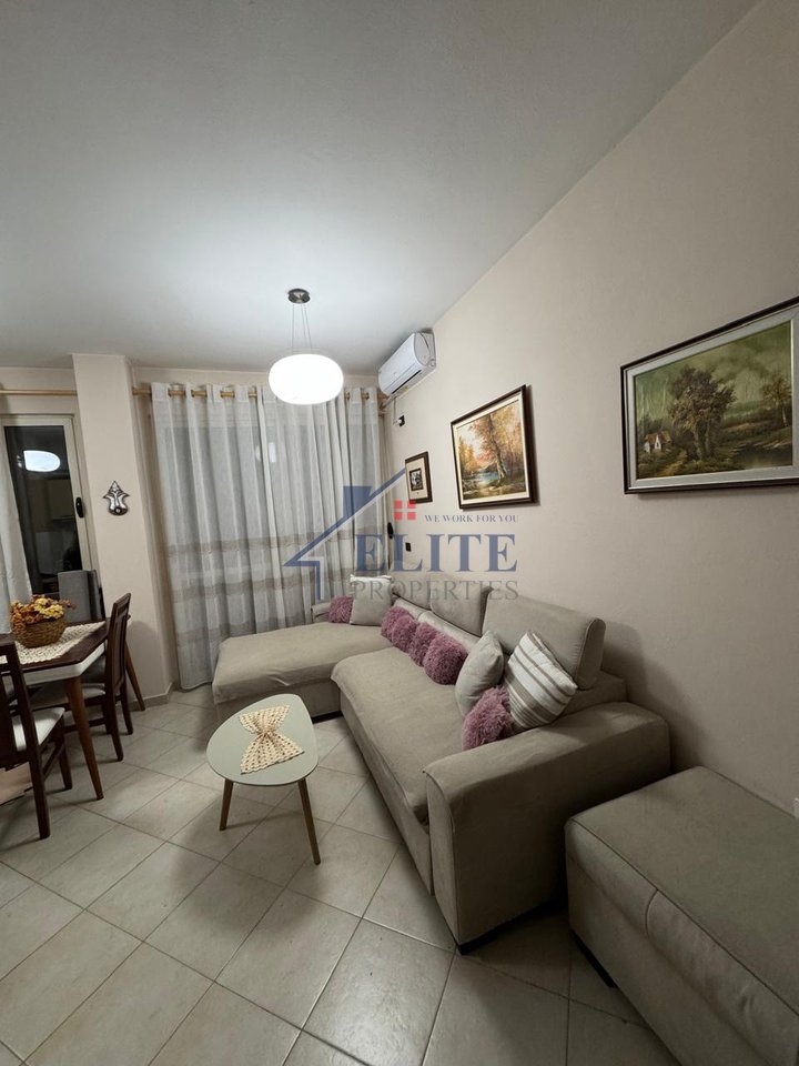 Astir, apartament 1+1 me qira