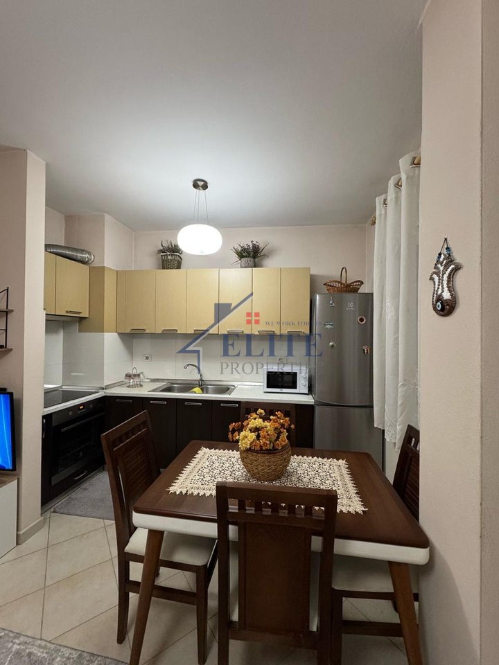 Astir, apartament 1+1 me qira