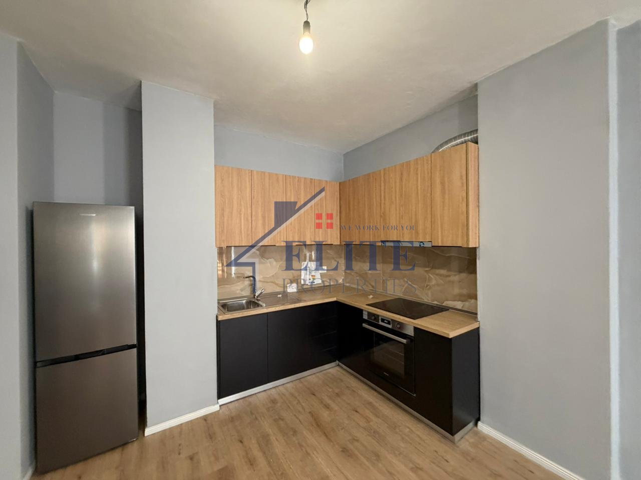 Aura Rruga Dritan Hoxha, appartamento con una camera da letto in affitto