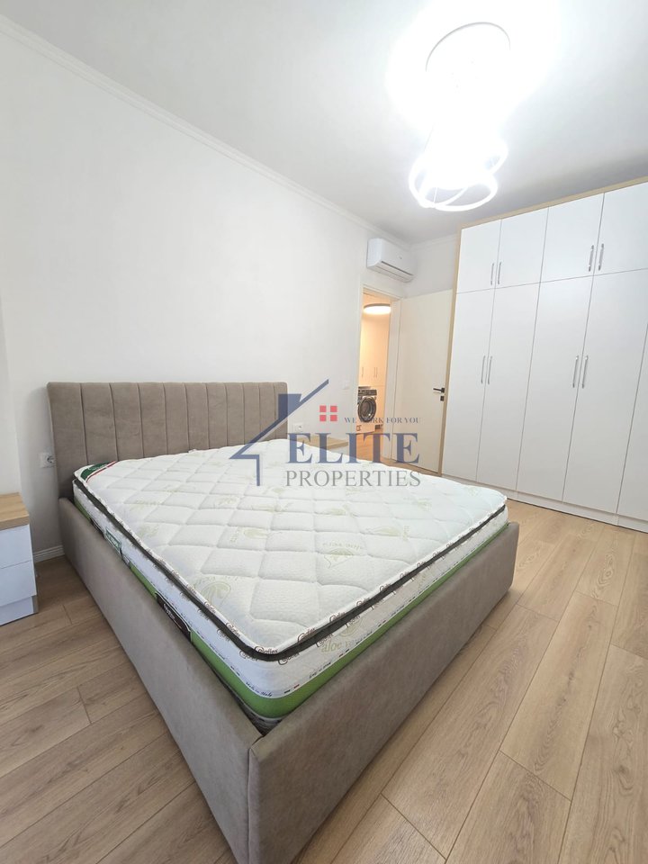 Campo di aviazione, appartamento 1+1 in affitto