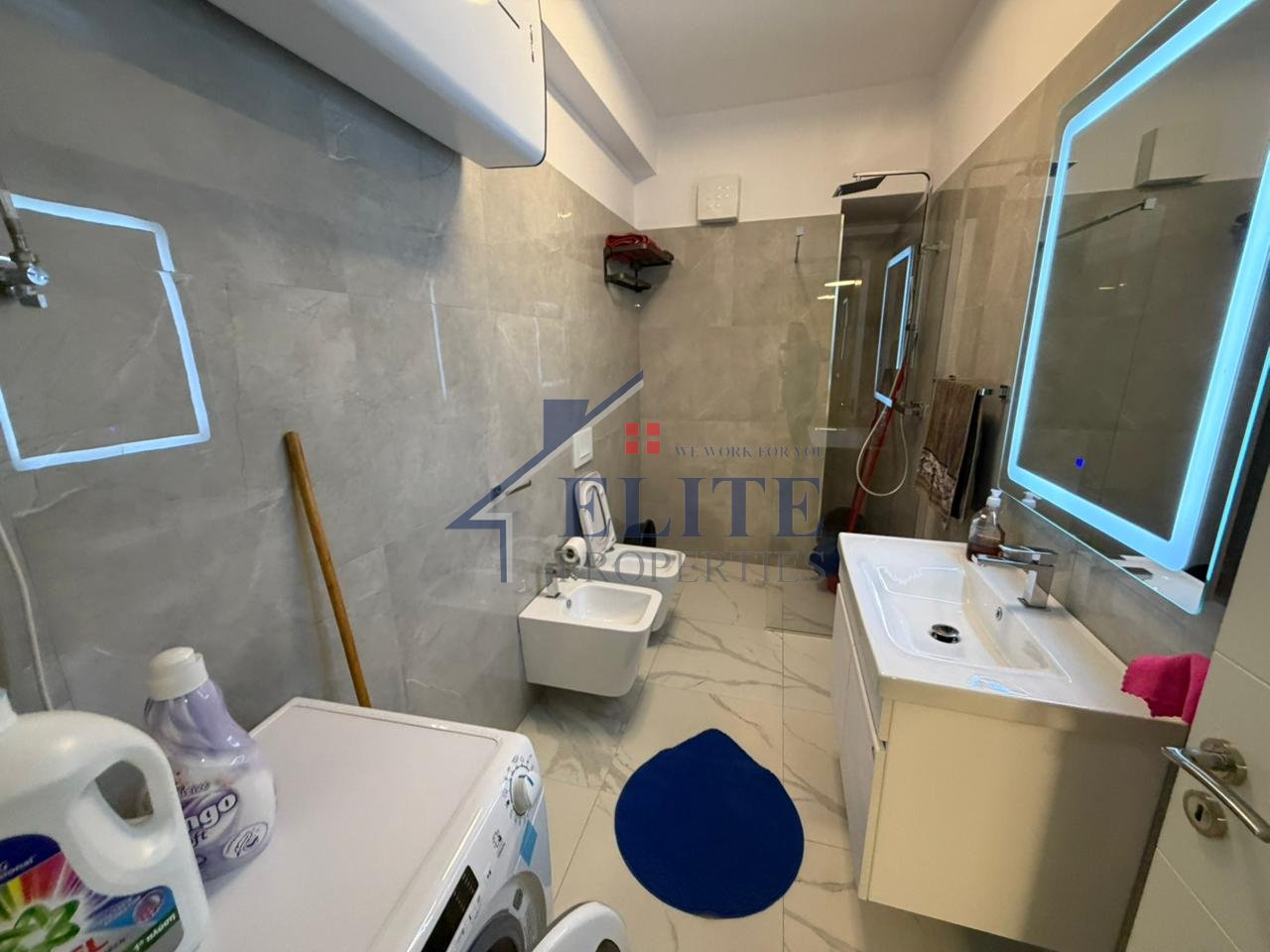 Vila L Astir, apartament 1+1 me qira