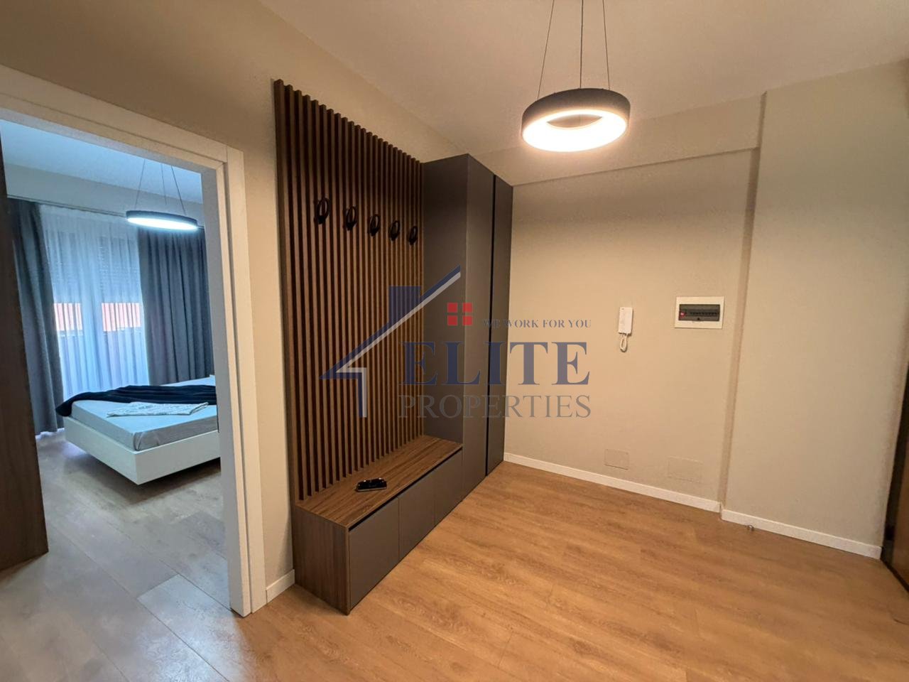 Vila L Astir, apartament 1+1 me qira