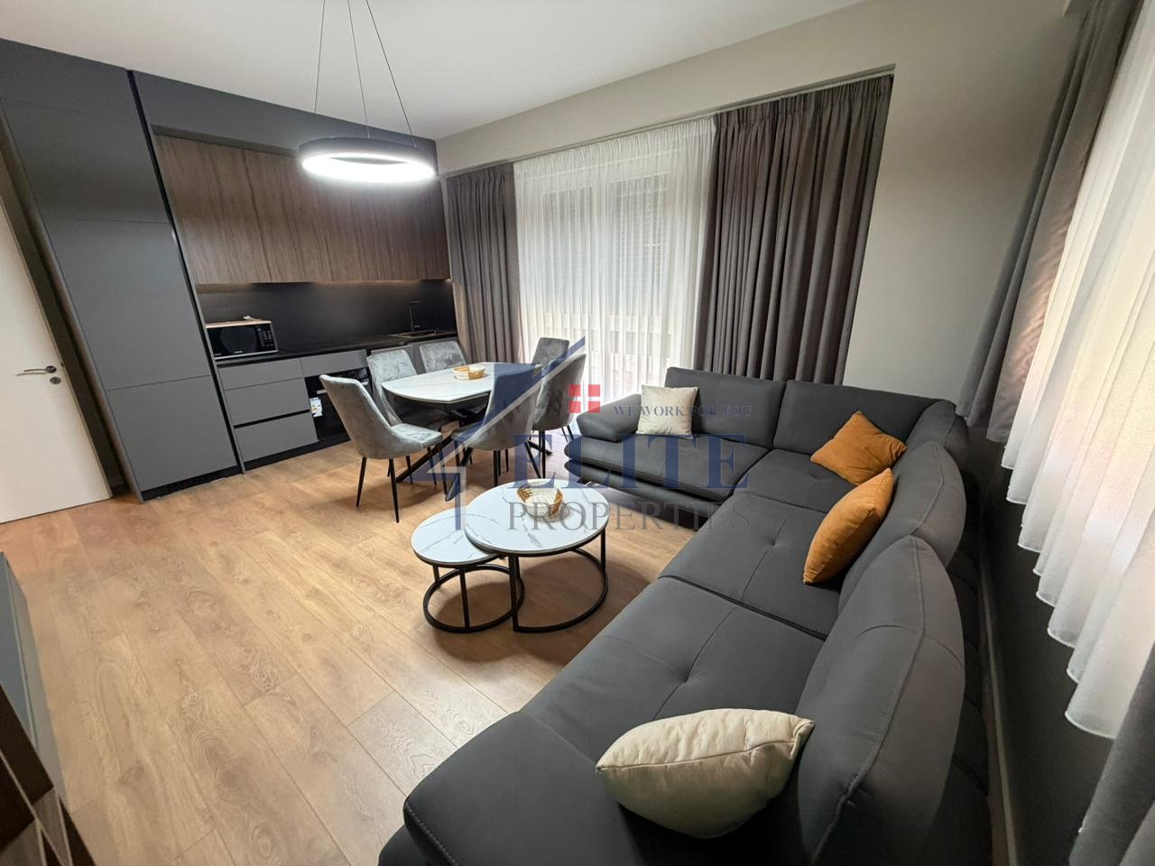 Vila L Astir, apartament 1+1 me qira