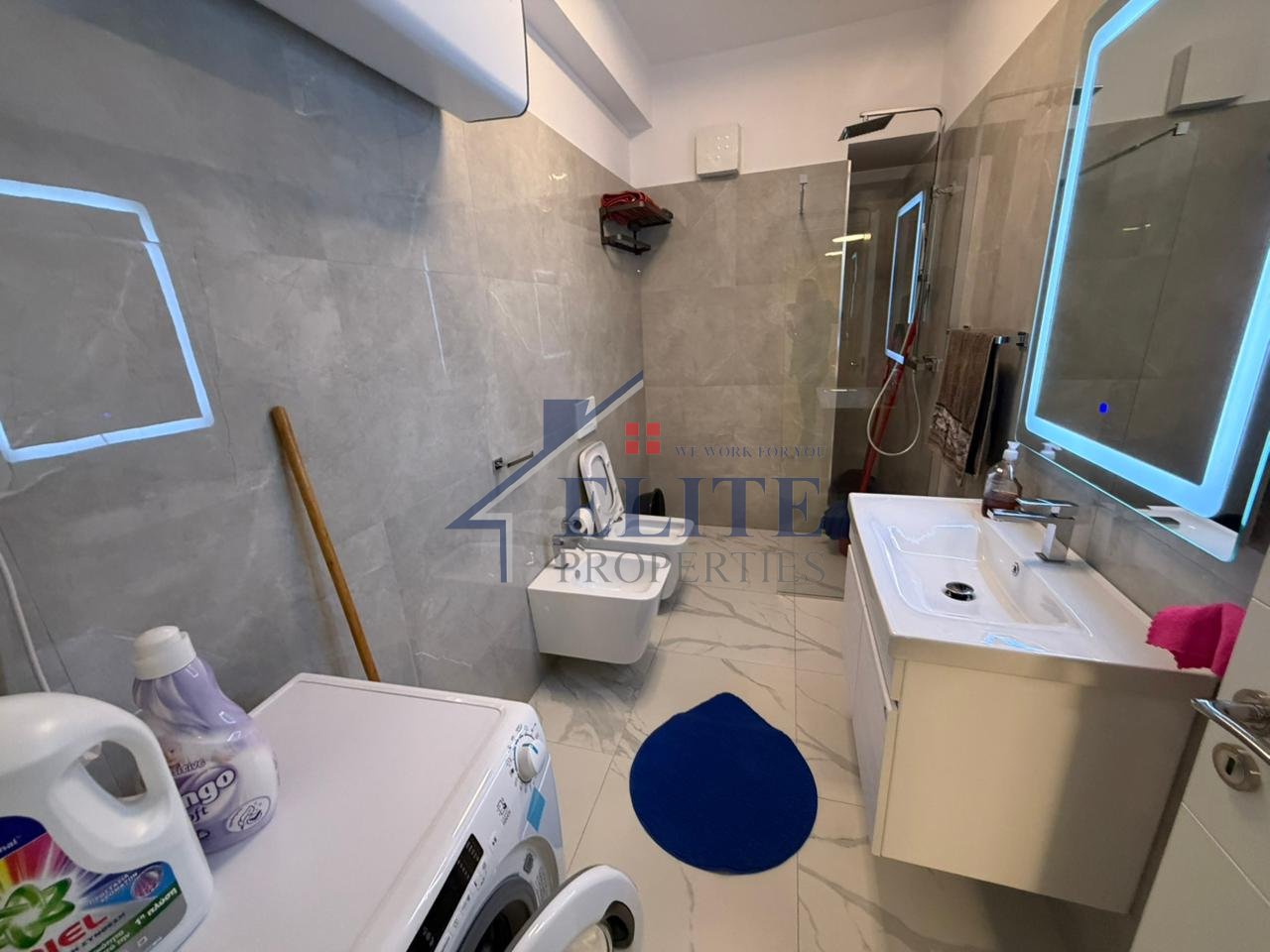 Vila L Astir, apartament 1+1 me qira