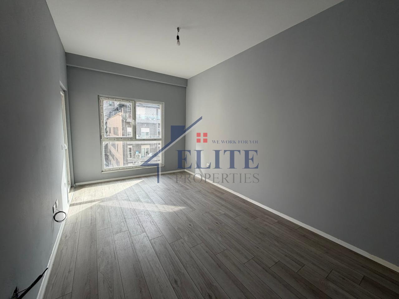 Aura Complex Rruga Dritan Hoxha, apartament 1+1 me qira