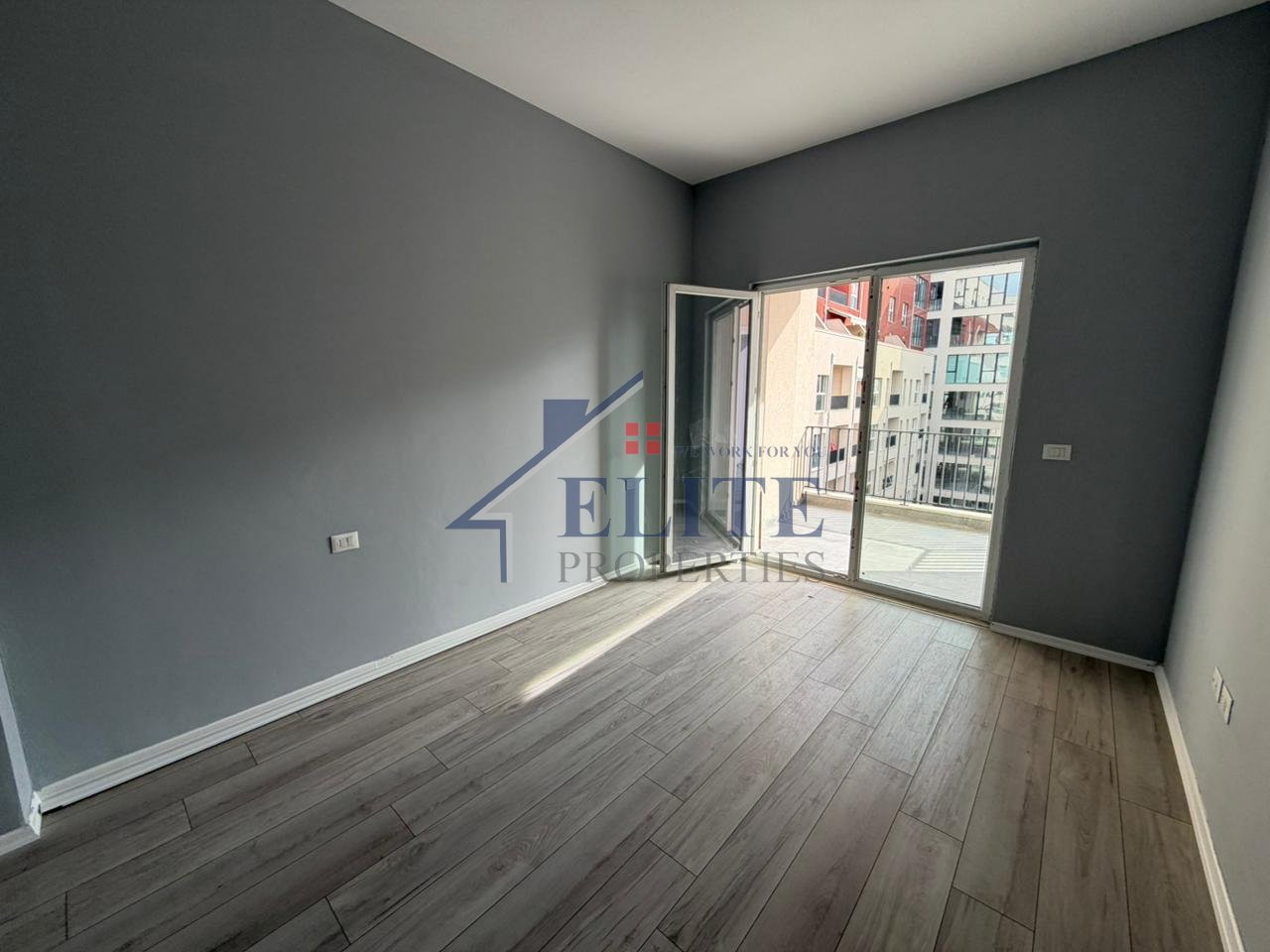 Aura Complex Rruga Dritan Hoxha, apartament 1+1 me qira