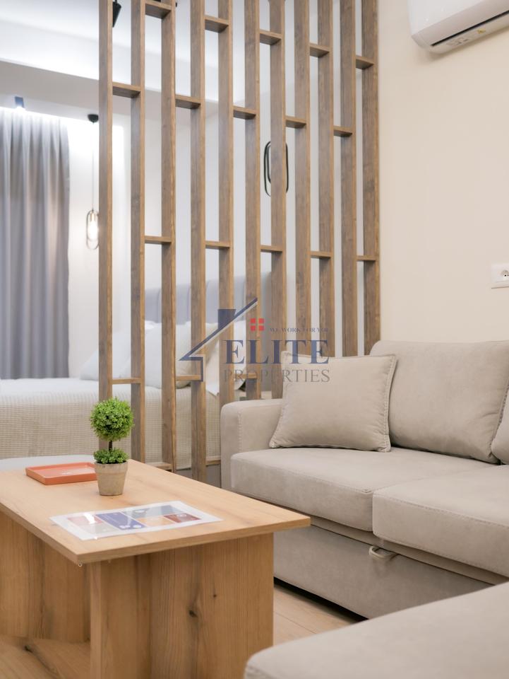 Ish Parku i autobuzave, apartament 1+1 dhe garzoniere me qira