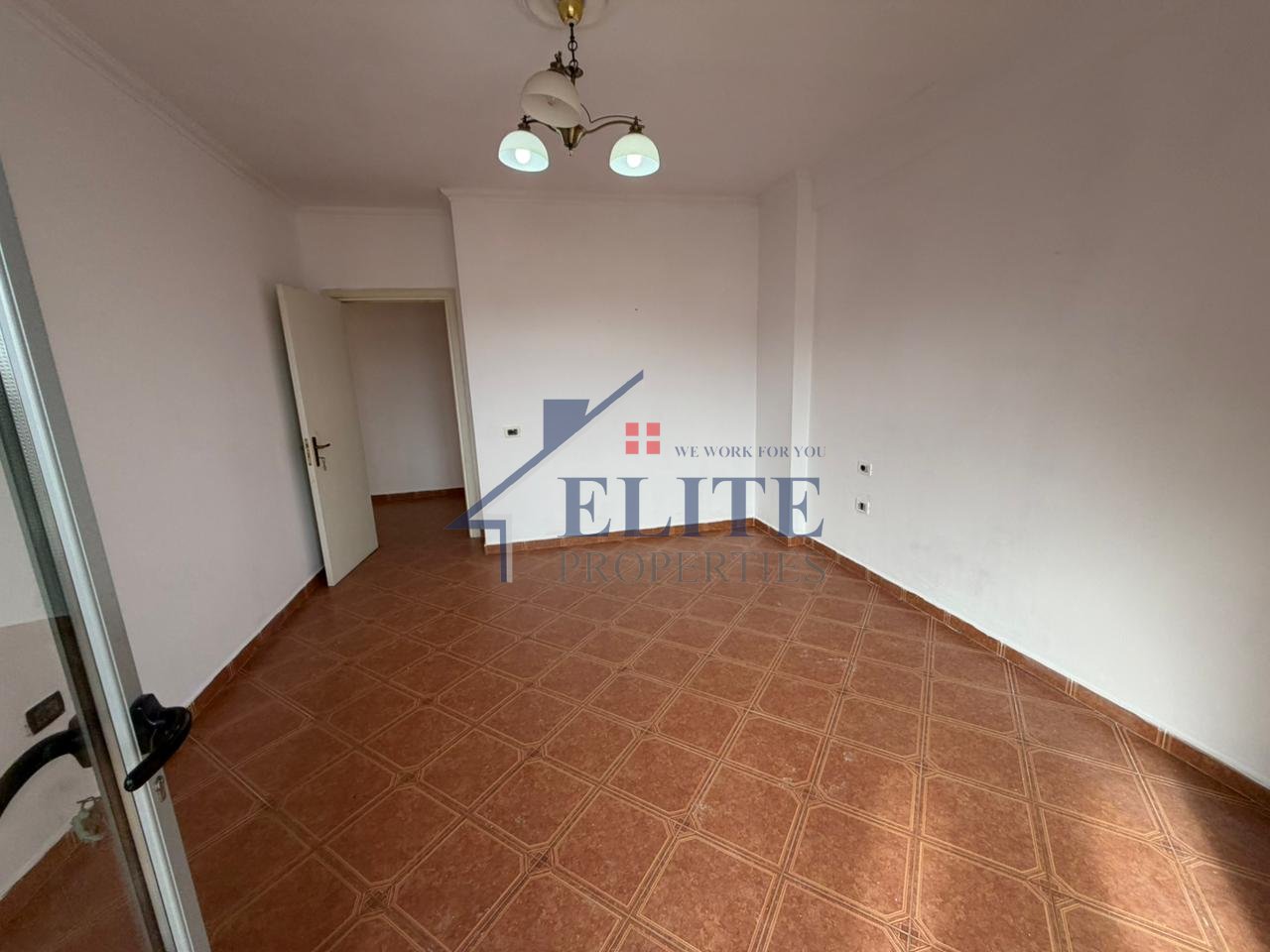 Yzberisht, apartament 2+1 me qira
