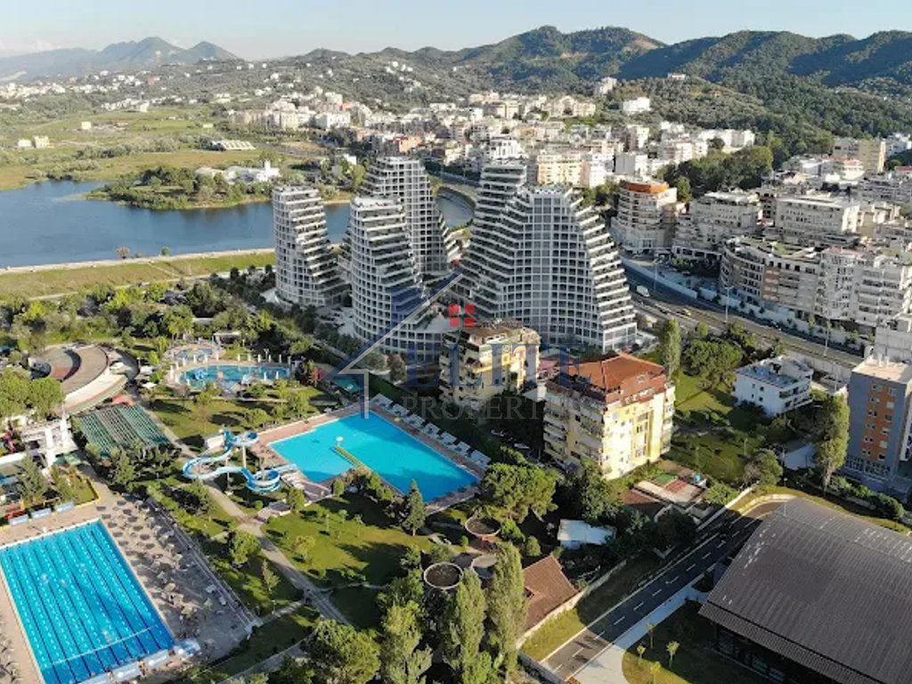 Lake View Residence, apartament 2+1 + post parkimi ne shitje