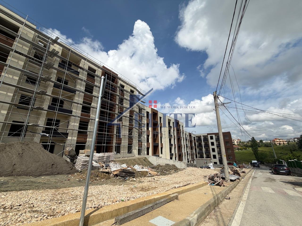 Family Residence Paskuqan, one bedroom apartment for sale