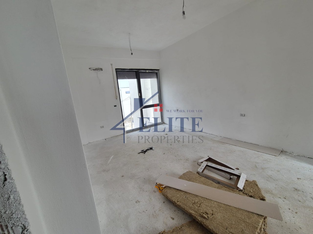 Turquoise Marina Hamallaj, vilë individuale në shitje