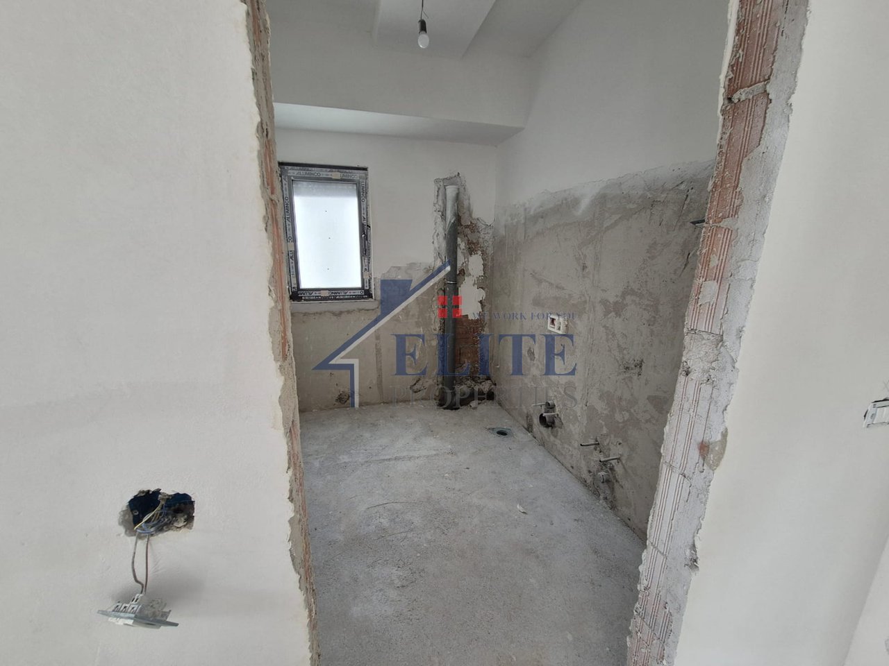 Turquoise Marina Hamallaj, vilë individuale në shitje