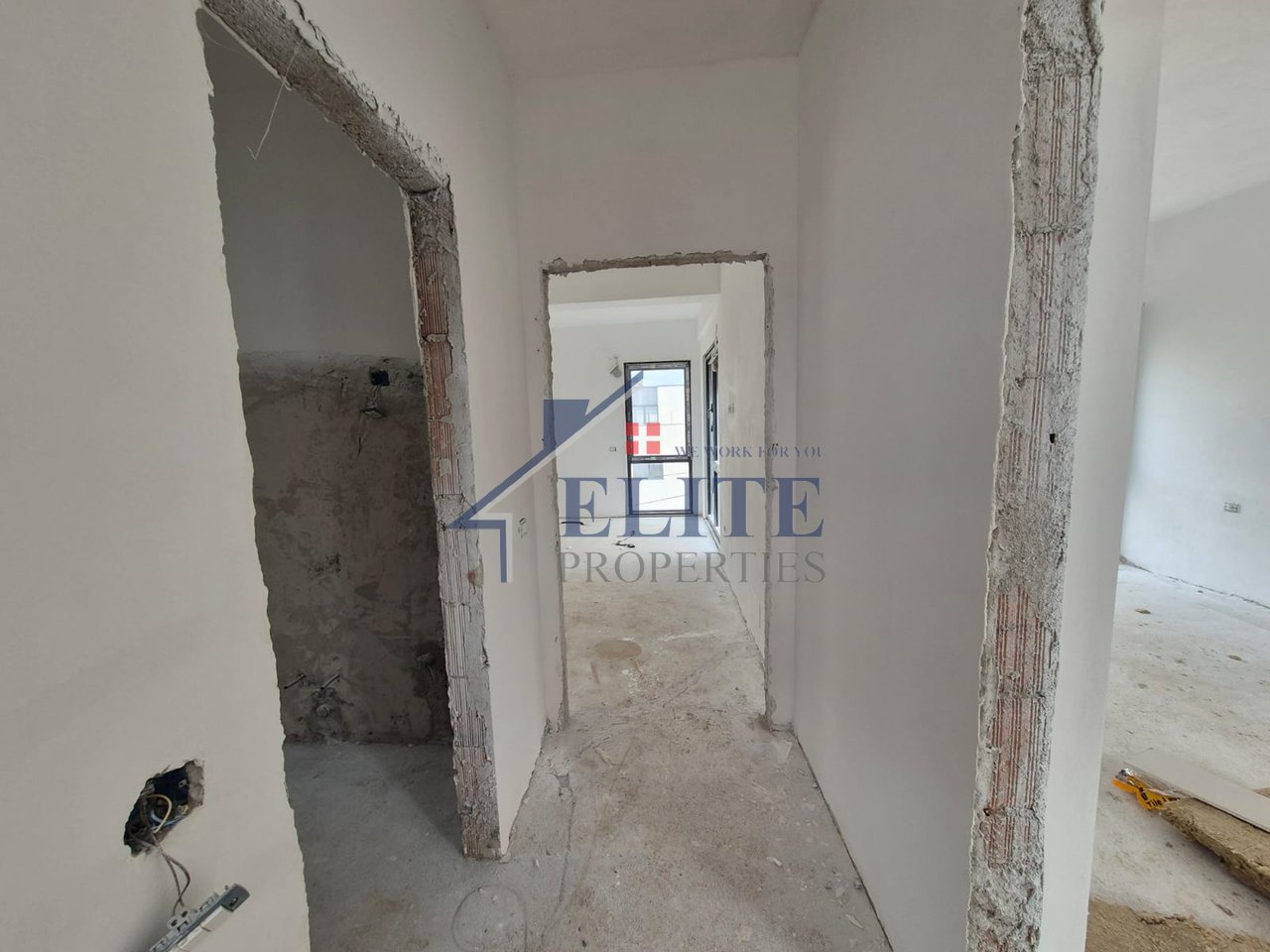 Turquoise Marina Hamallaj, vilë individuale në shitje