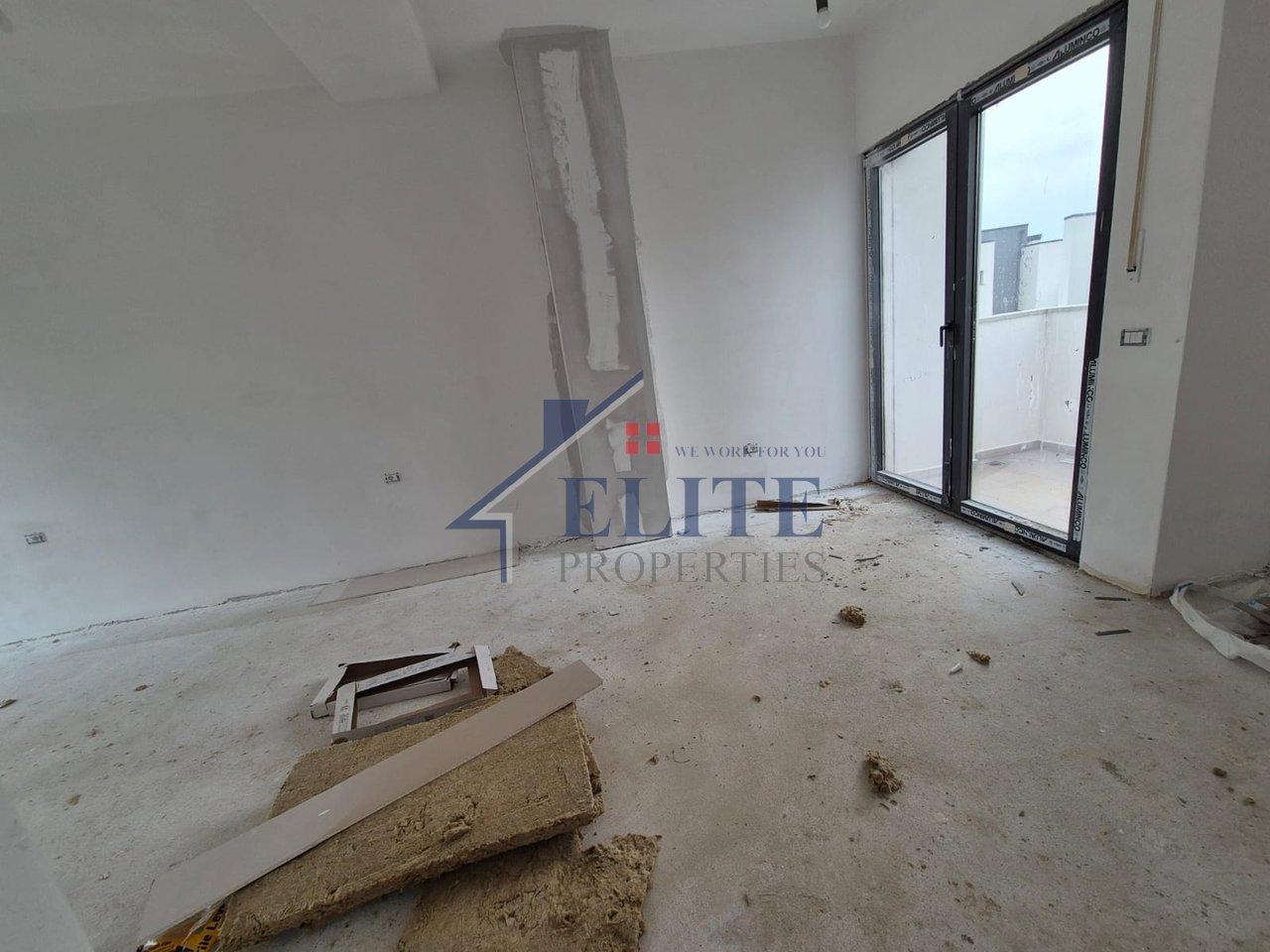 Turquoise Marina Hamallaj, vilë individuale në shitje