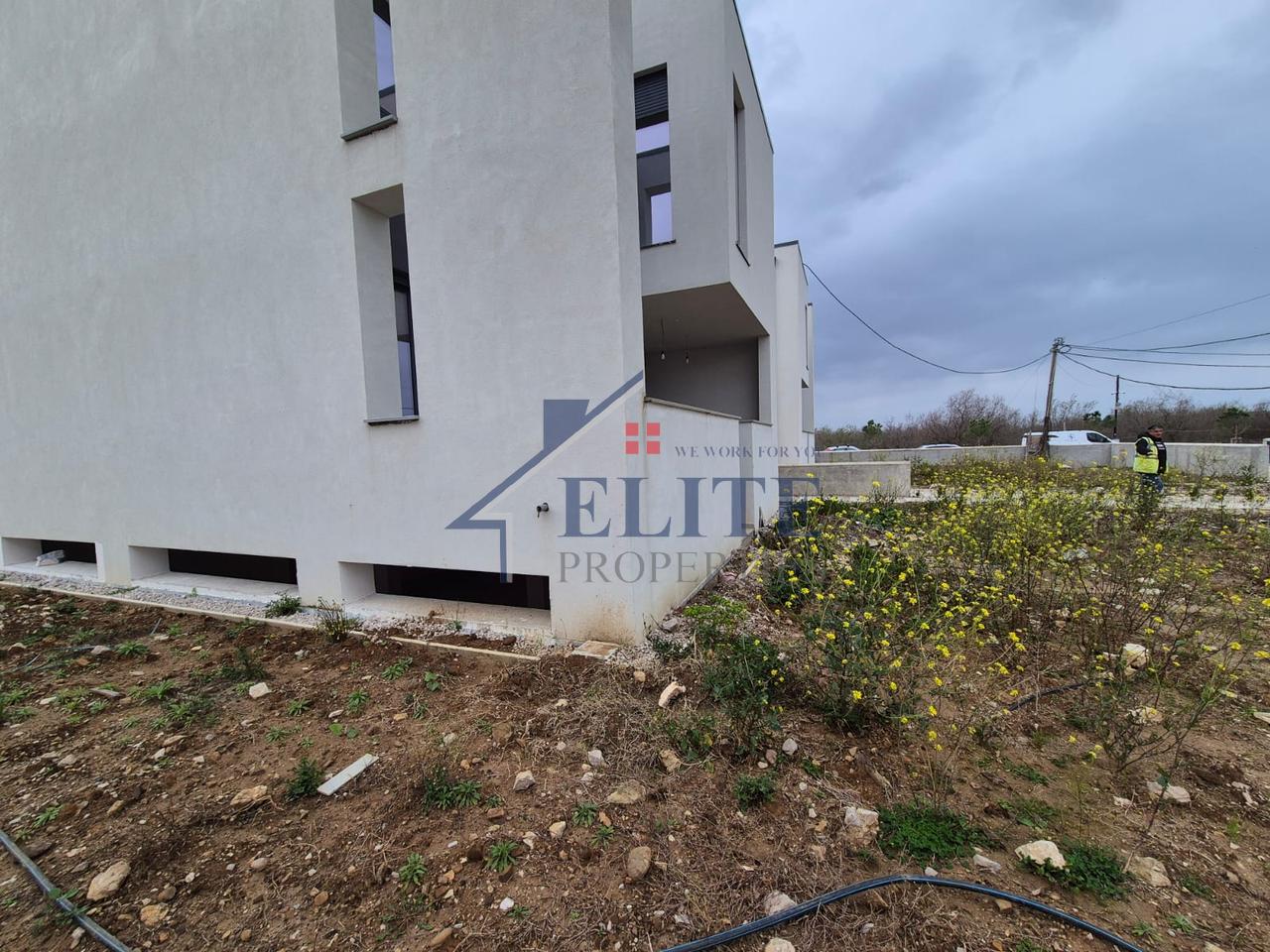 Turquoise Marina Hamallaj, vilë individuale në shitje