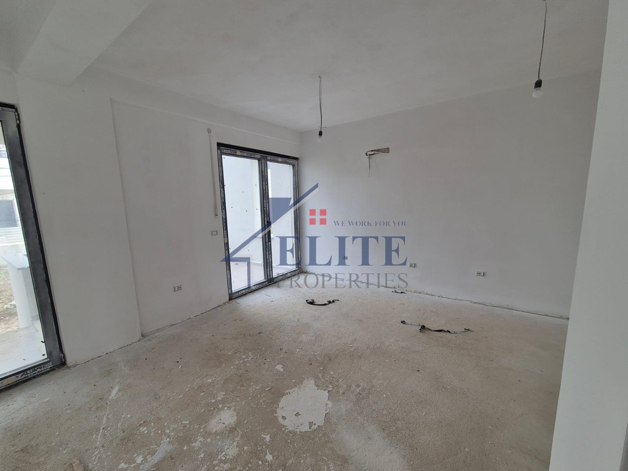 Turquoise Marina Hamallaj, vilë individuale në shitje