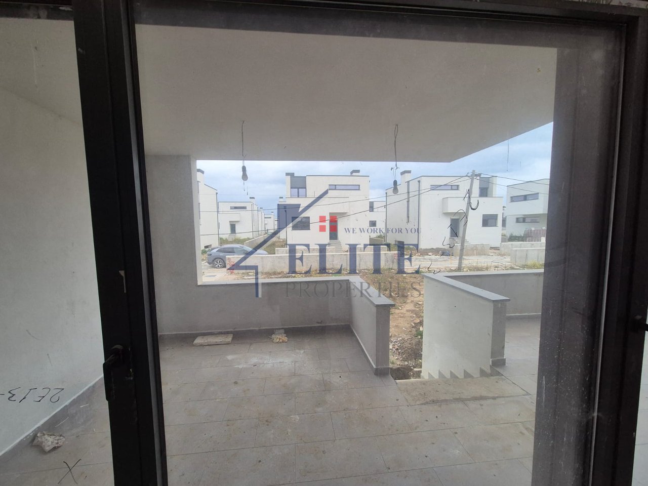 Turquoise Marina Hamallaj, vilë individuale në shitje