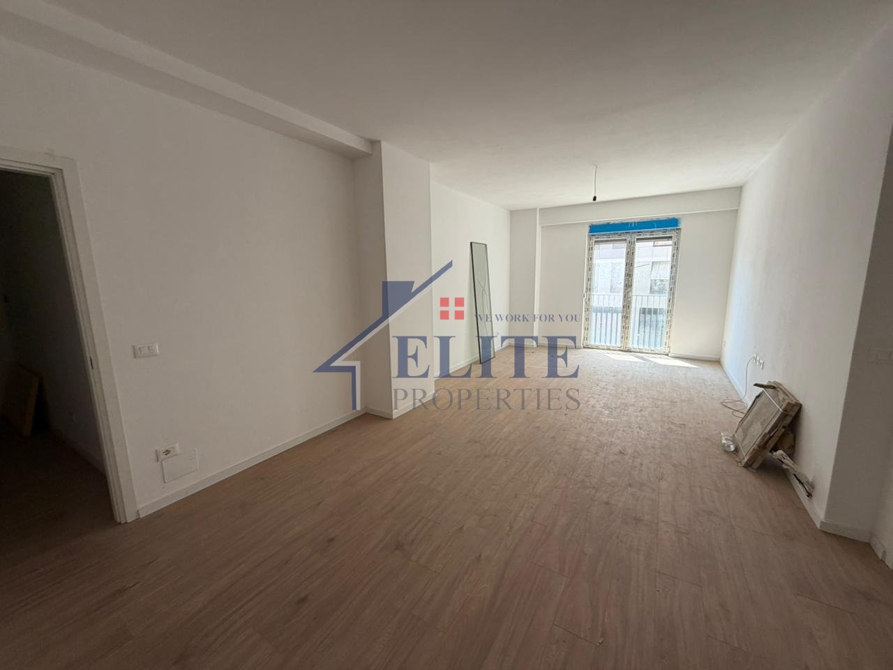 Orbital appartament, appartamento con due camere da letto in vendita