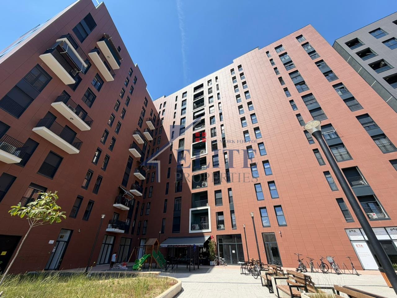 Orbital appartament, appartamento con due camere da letto in vendita