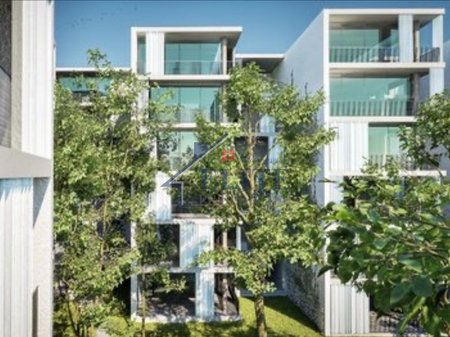 Nga Long Hill Residence, apartament 3+1 në shitje
