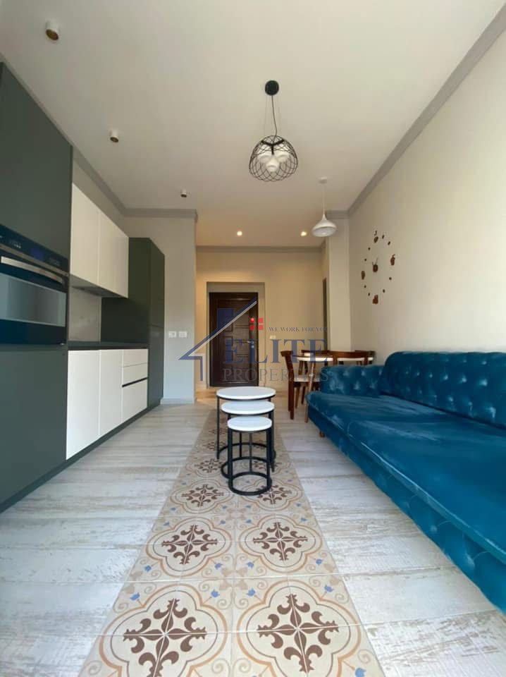 Rruga e Durrësit, apartament 2+1 me qira