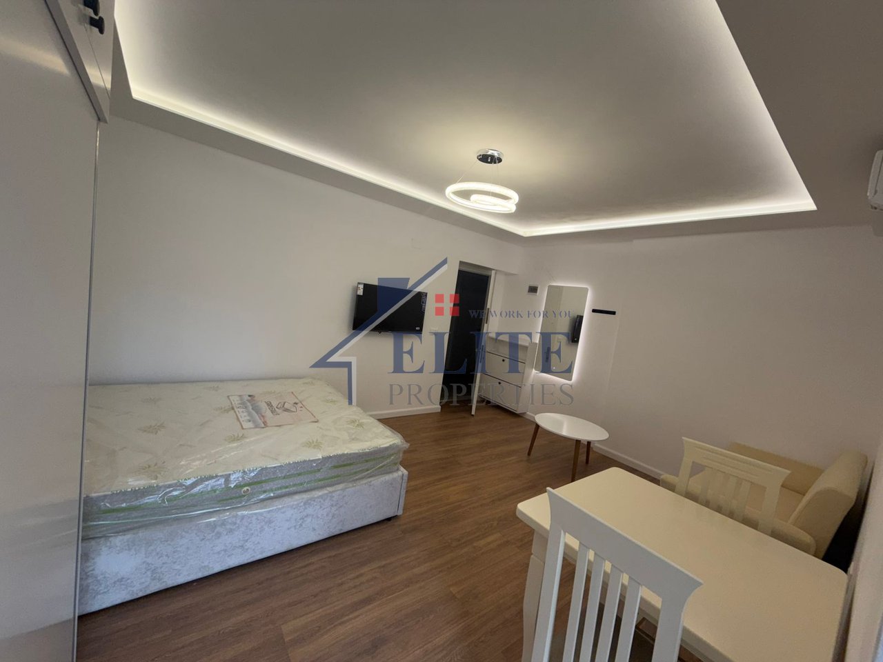 Unaza e Vogël, garsoniere në shitje – pranë Ish Restorant Durrësi