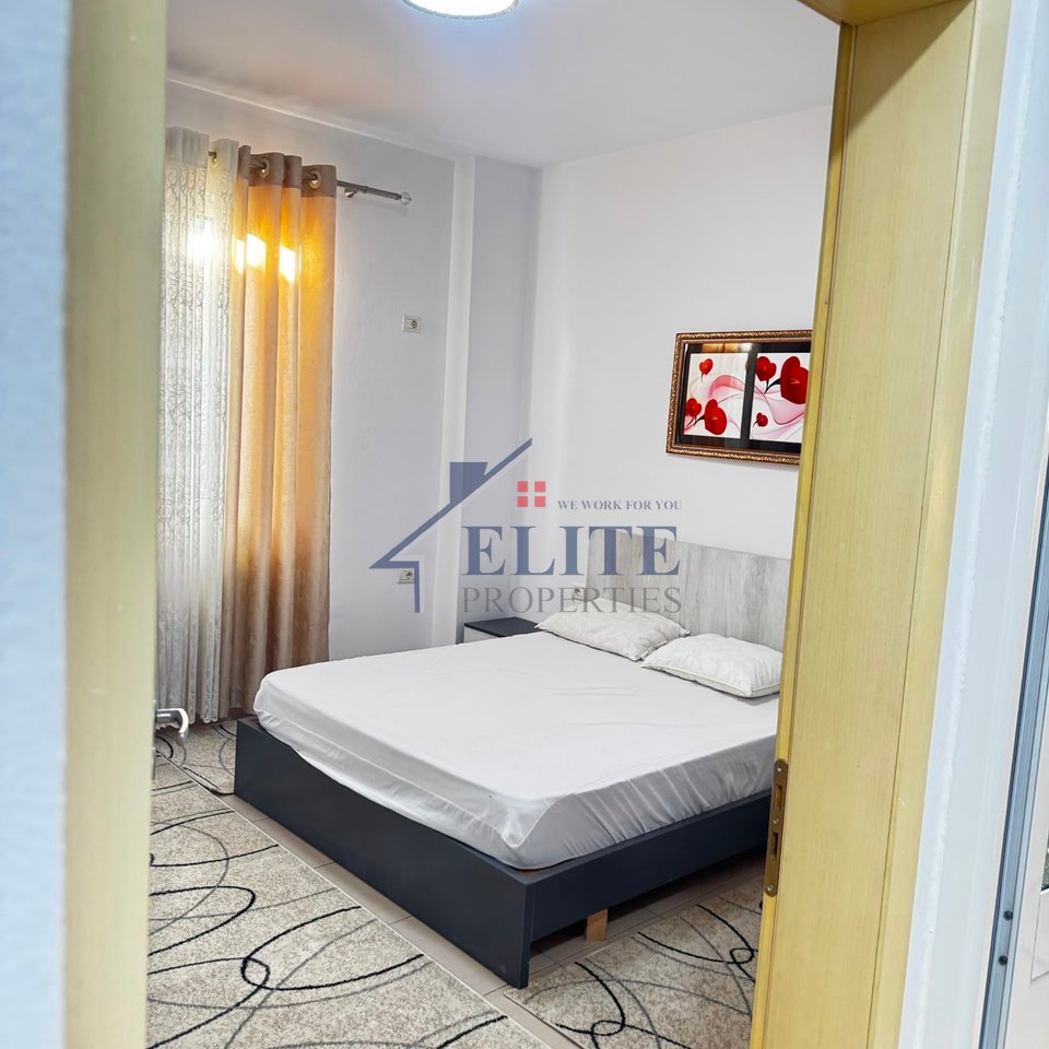 Rruga 5 Maji, kati i 2-të i një vile me qira – Concord Center