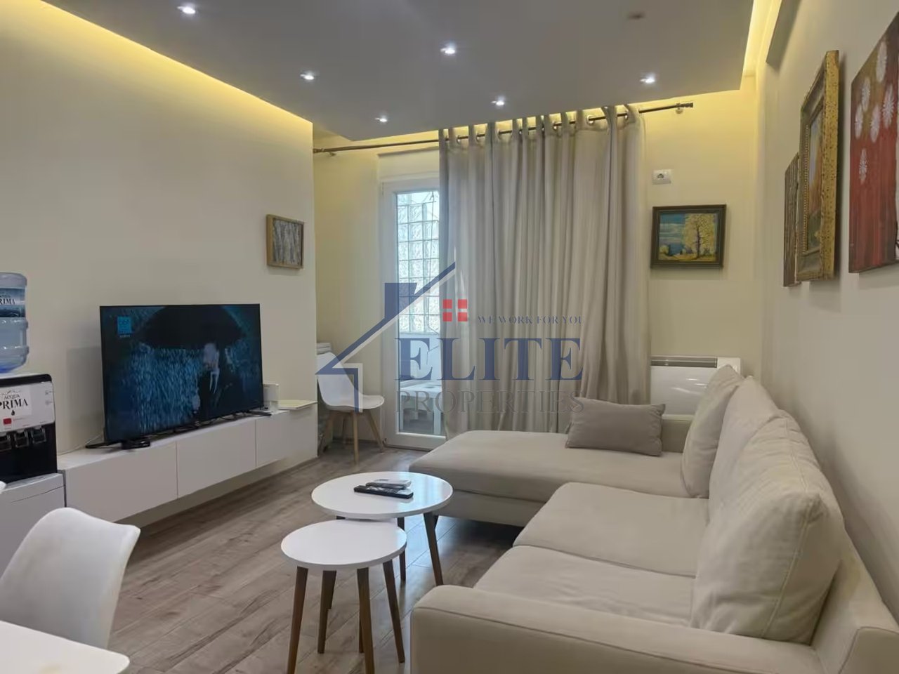Pazari i Ri , super apartament 1+1 në shitje