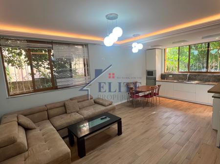 Vicino a Globe, si affitta il primo piano di una villa - Via Kavaja