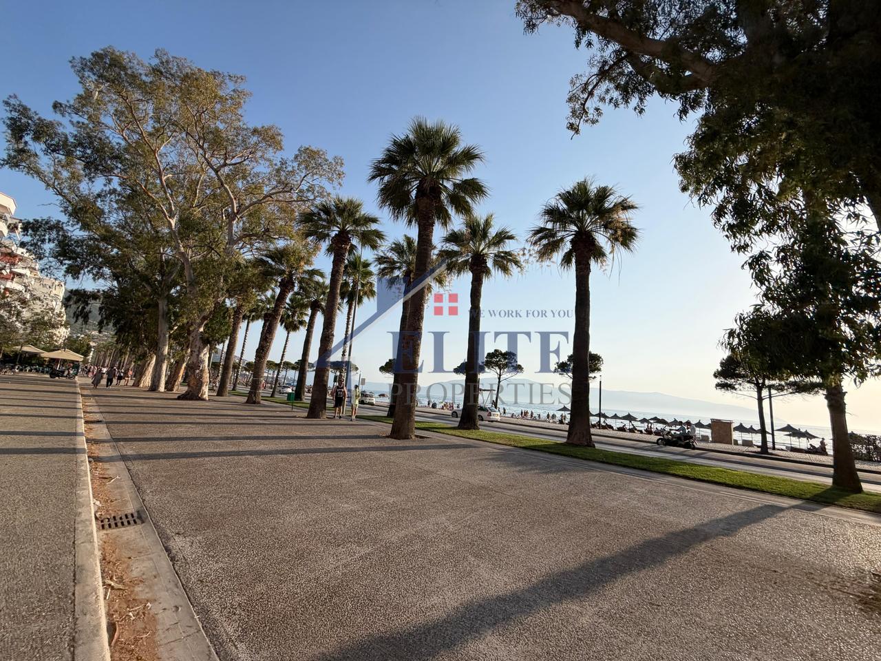 Vicino a Marina Bay Vlore, appartamento 1+1 in vendita